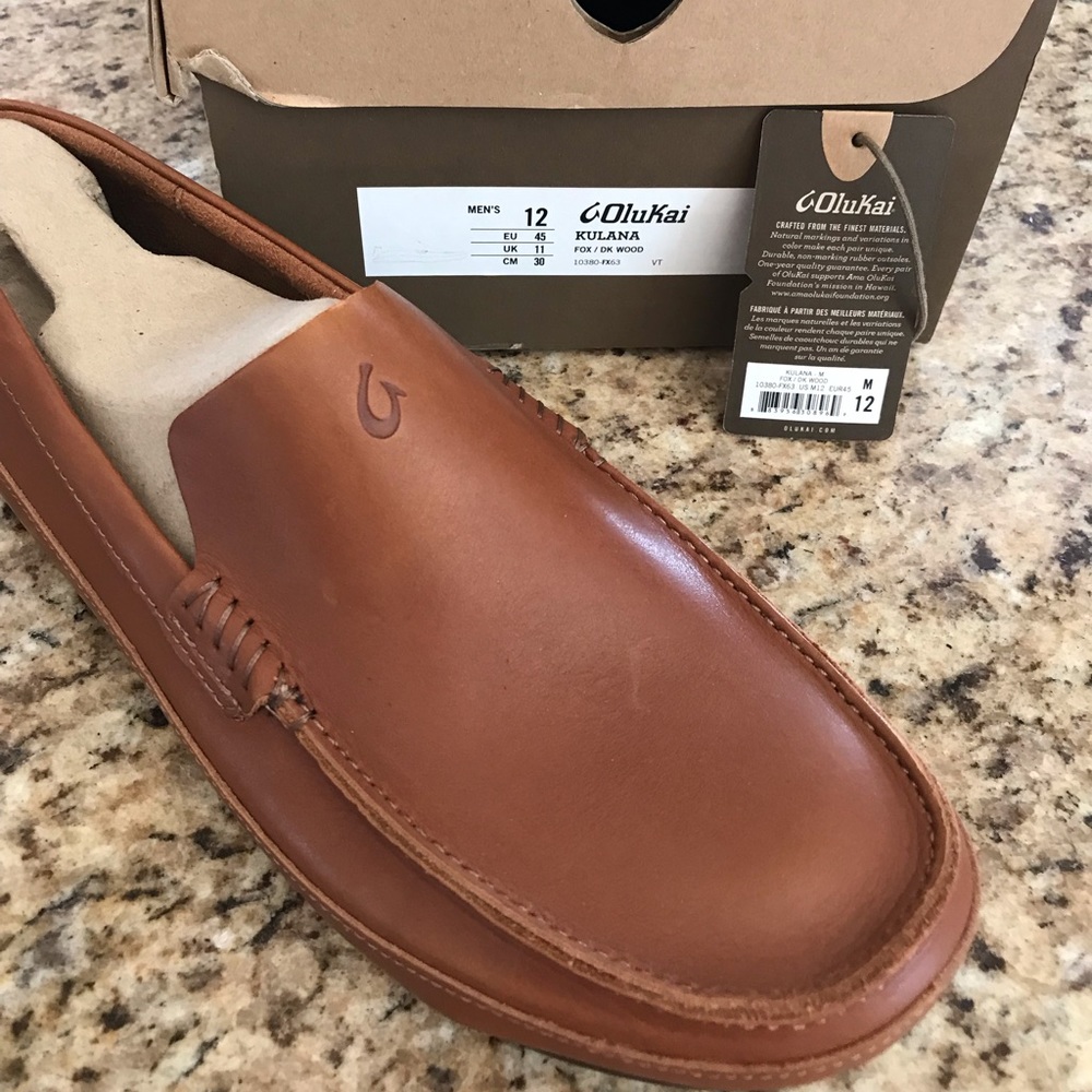Brand new men’s size 12 OluKai Kulana shoes